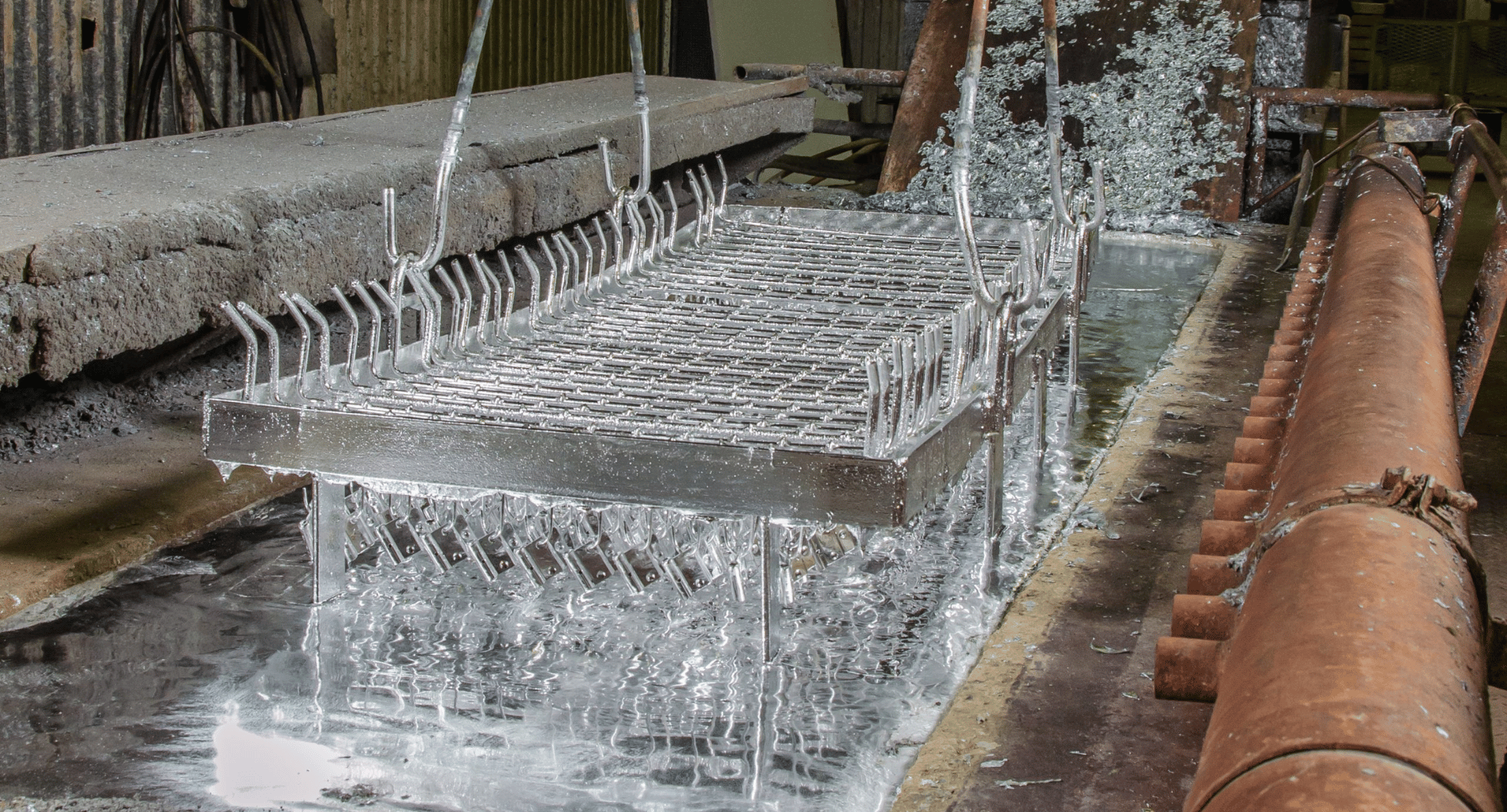 Powder Coating Vs. Galvanizing: What's The Difference? | Zemetal