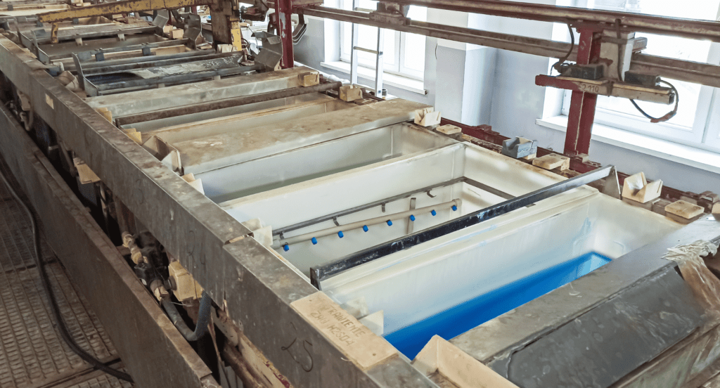 Anodizing vs Electroplating: What's the Difference? 2 Anodizing vs Electroplating: What's the Difference? 2