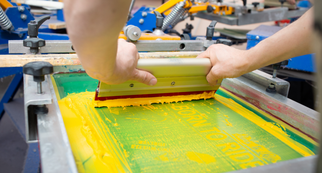 A Guide to Screen Printing History 6 A Guide to Screen Printing History 6