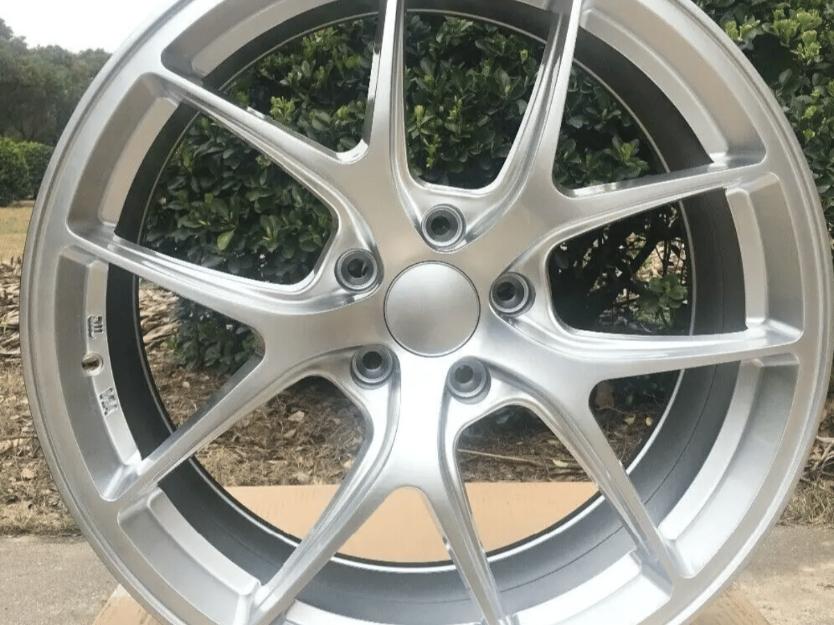 8 8